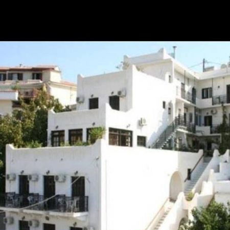 Odysseas Hotel Samos Exterior foto